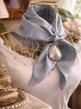 Saks Fifth Avenue Silk Scarf 17x17 Made in England Blue Gray Luxury